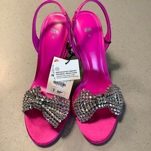Zara fun pink heels